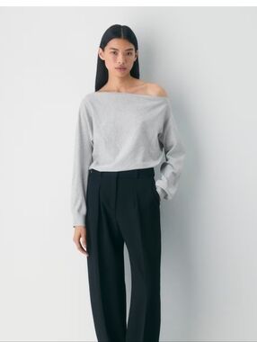 Babaton Inspiration  Sweater Gray Knit   Top
